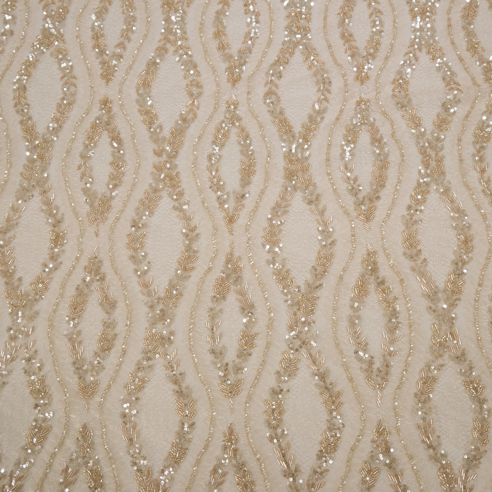 Dantela chantilly accesorizata manual Auriu