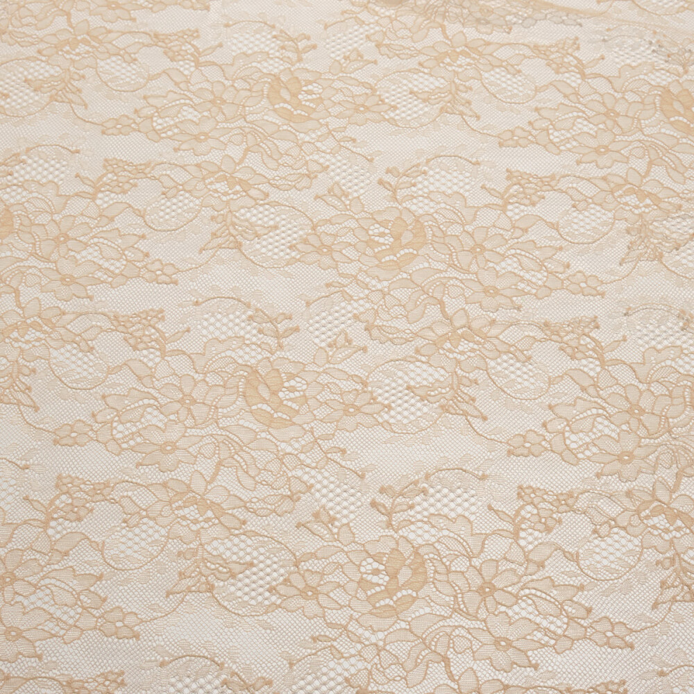 Dantela chantilly nude cupon 1.5 m x 1.5 m 