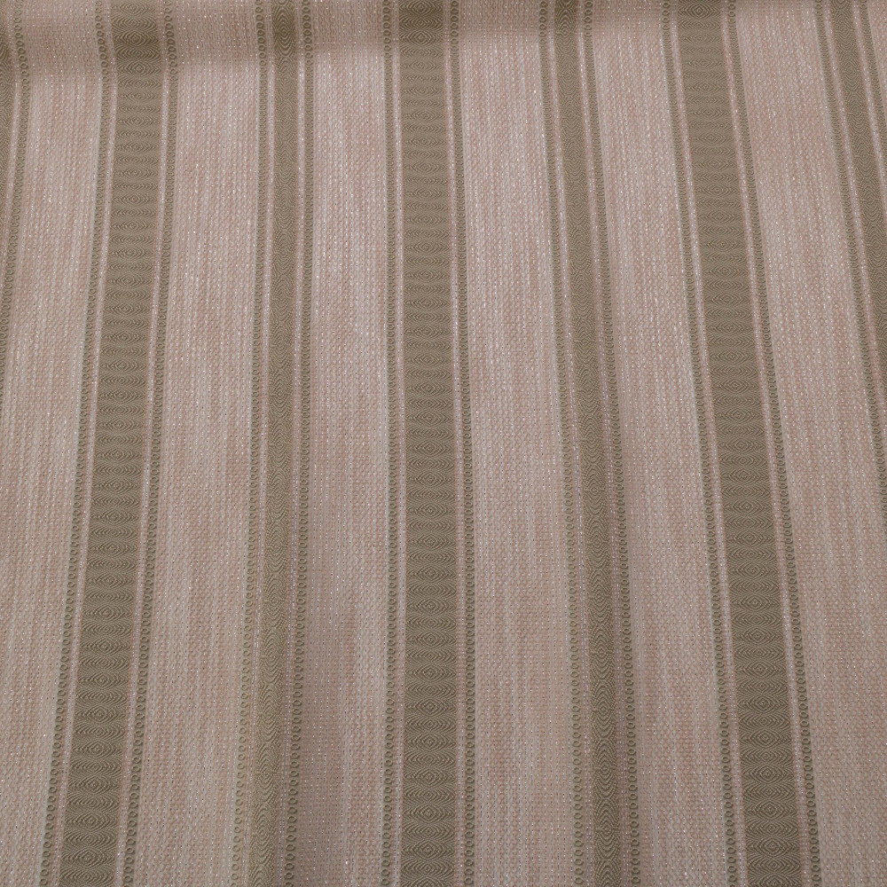 Jacquard in dungi cu fir metalic semi-transparent 