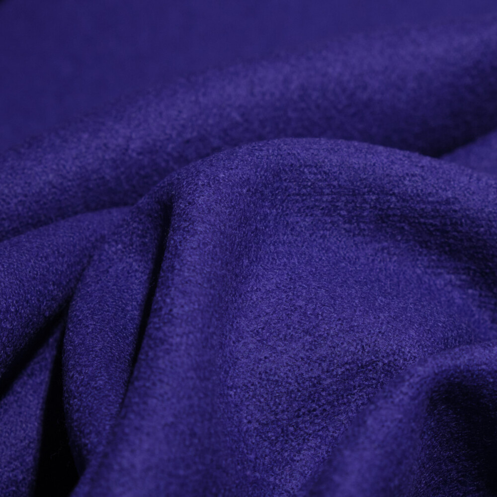 Lana Moessmer Albastru violet