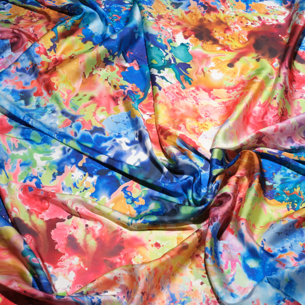 Matase imprimata digital cu motive abstracte