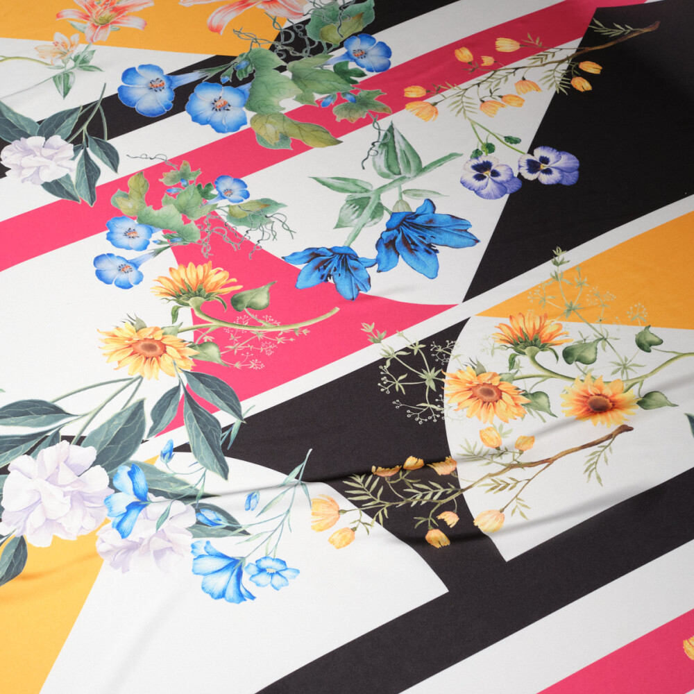 Matase imprimata digital cu motive abstracte florale si geometrice multicolore 