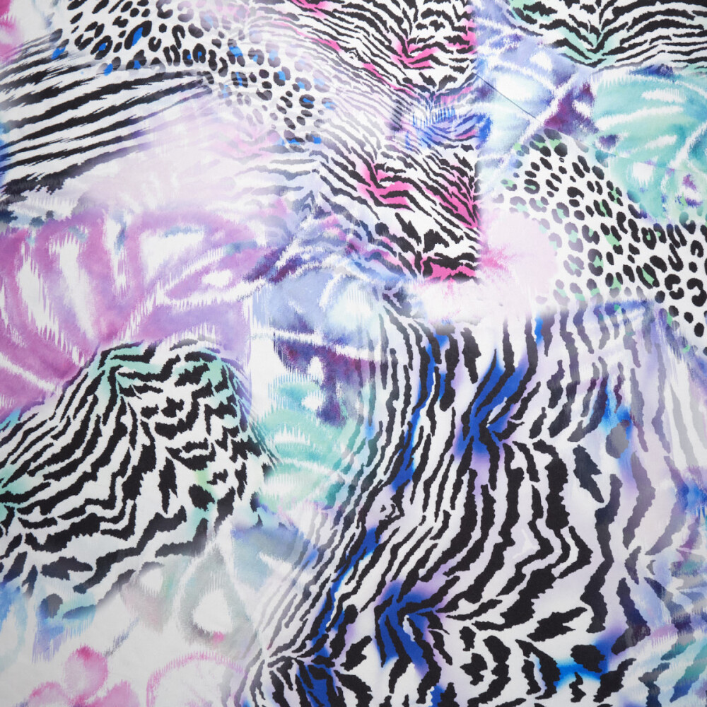 Matase imprimata digital cu motiv animal print abstract multicolor  