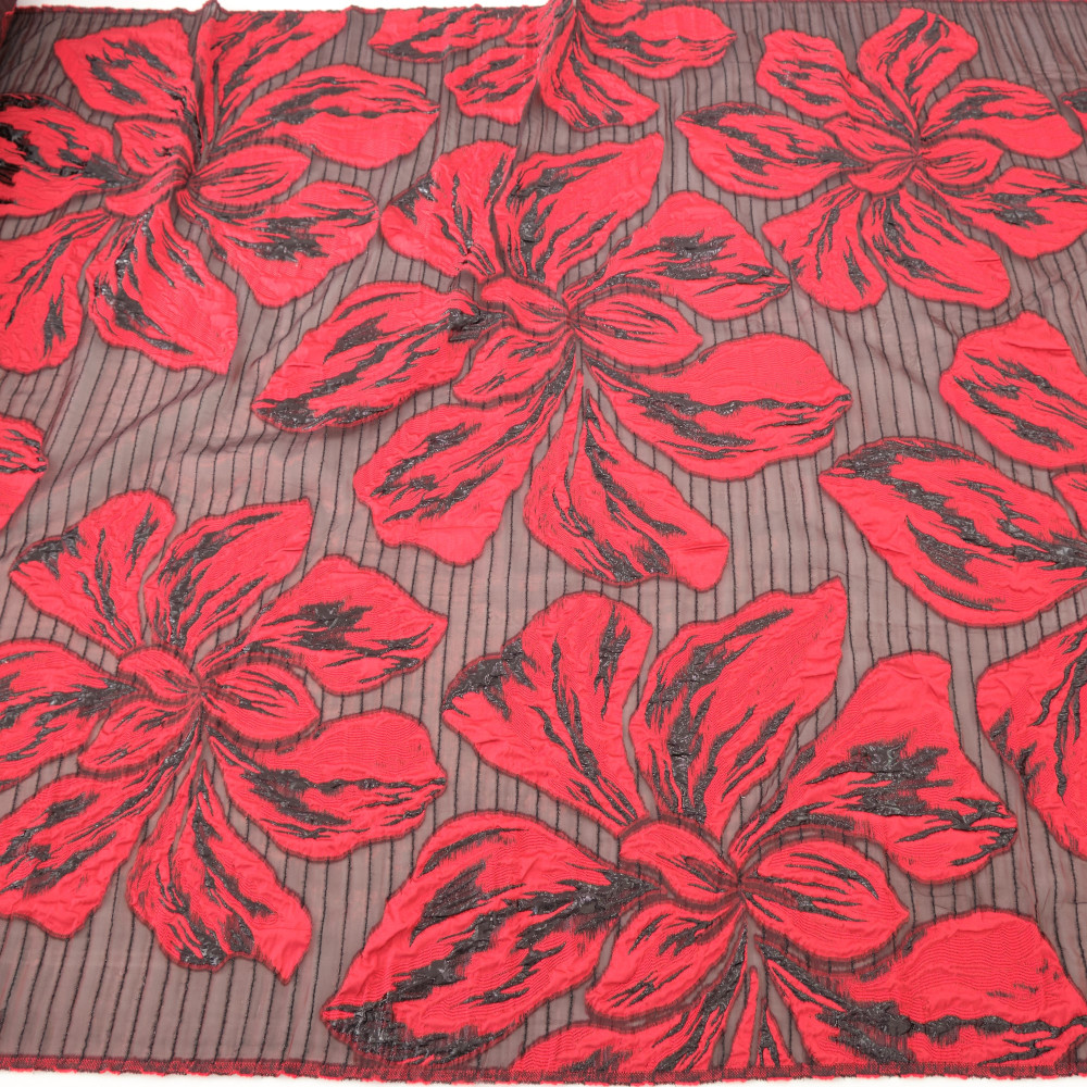 Jacquard cu flori si organza Rosu Negru