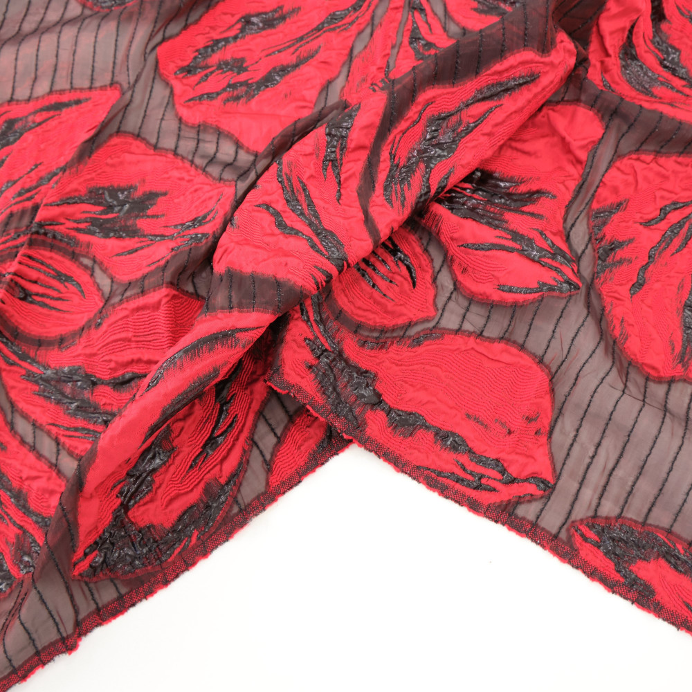 Jacquard cu flori si organza Rosu Negru