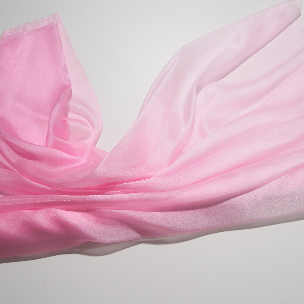 Organza cu aspect matasos in degrade