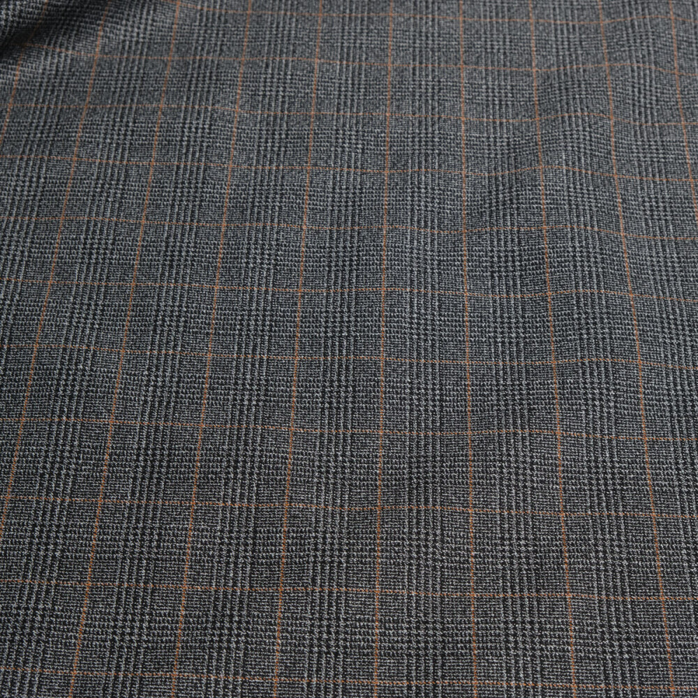 Stofa elastica in carouri gri cu dungi maro subtile