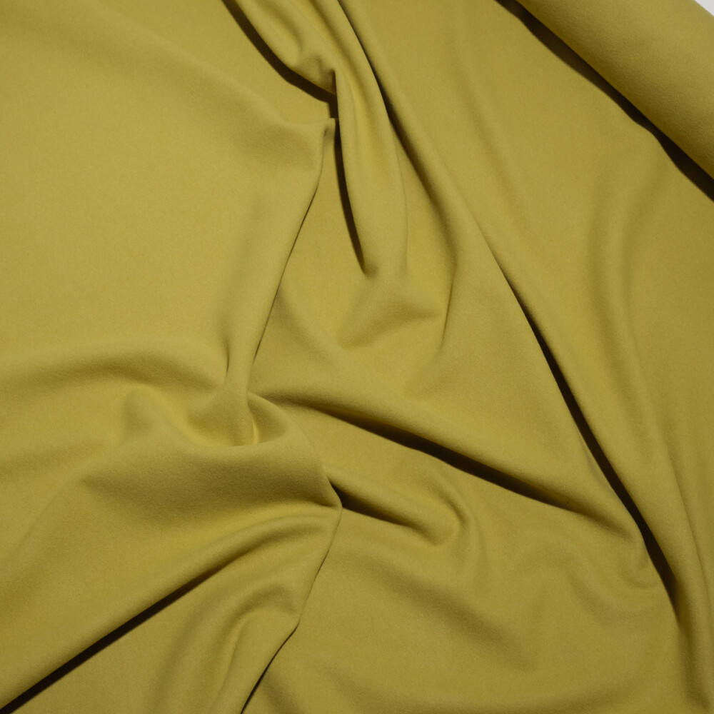 Stofa de lana Casha mustar - material gros, moale si elegant Stofa de lana Casha mustar - material gros, moale si elegant