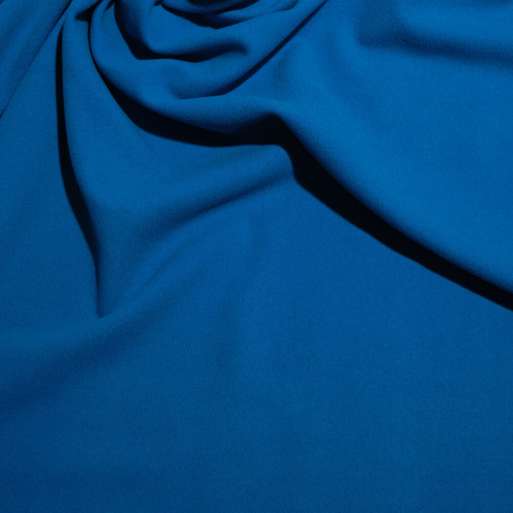 Stofa de lana Casha albastru cobalt - material gros, moale si elegant Stofa de lana Casha albastru cobalt - material gros, moale si elegant