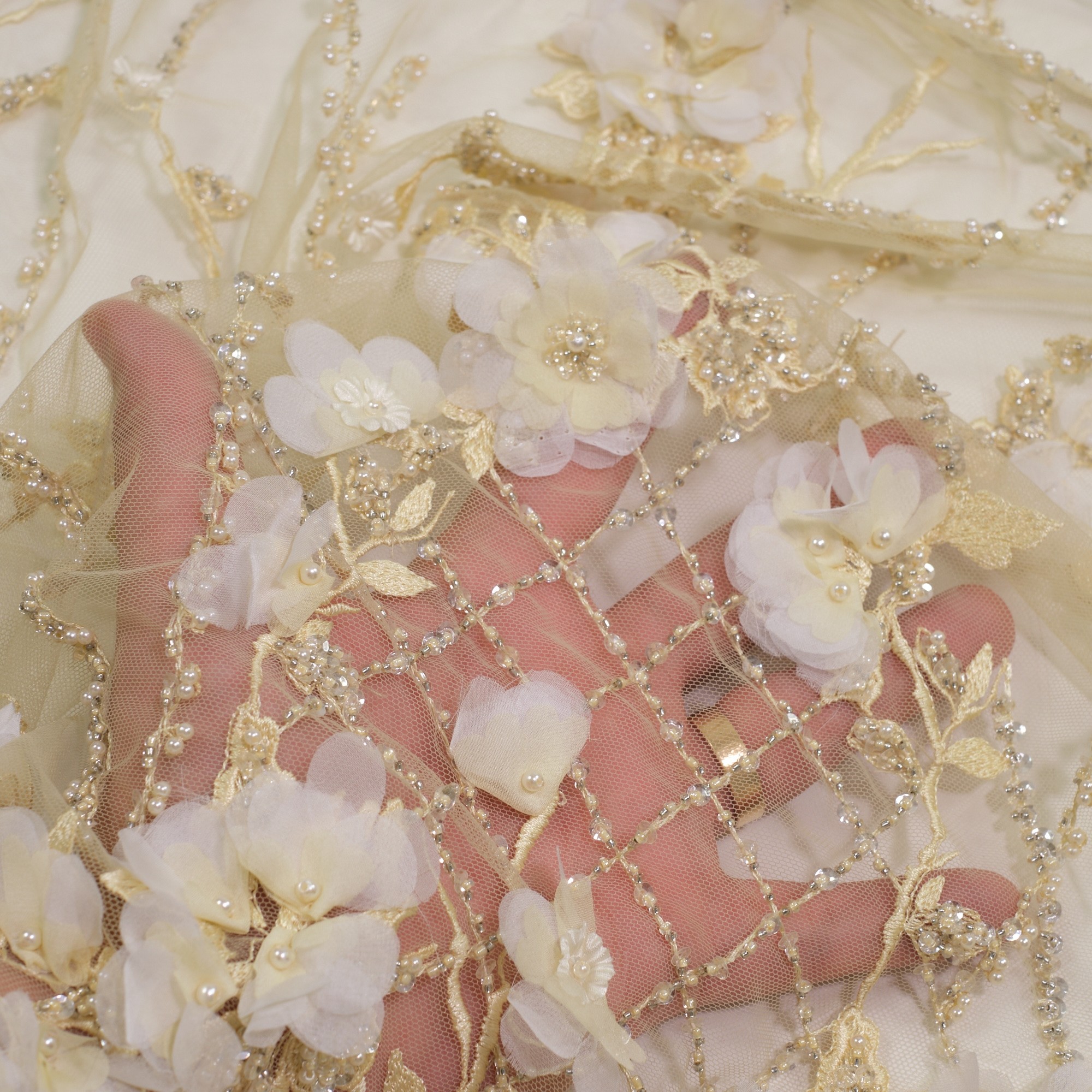 Dantela Accesorizata