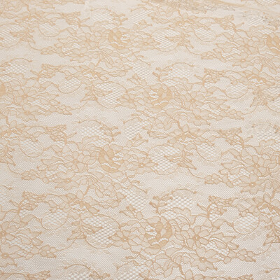 Dantela chantilly nude cupon 1.5 m x 1.5 m 