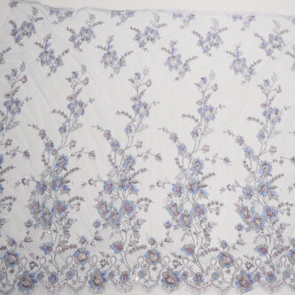 Dantela chantilly brodata cu paiete si maergel - floral pastel