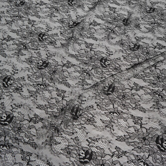 Dantela chantilly neagra cupon 1.5 m x 1.5 m 