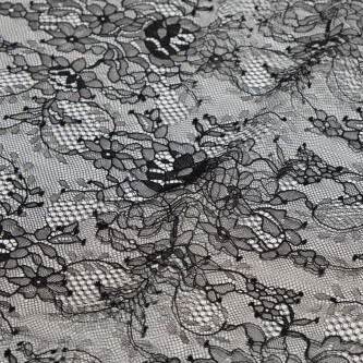 Dantela chantilly neagra cupon 1.5 m x 1.5 m 