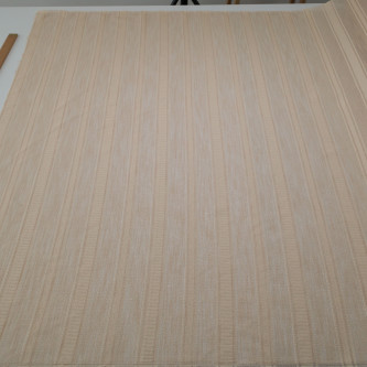 Jacquard in dungi cu fir metalic semi-transparent 