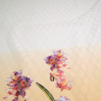 Imitatie de bumbac imprimata cu motive florale