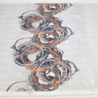 Jacquard imprimat multicolor cu fir metalic argintiu