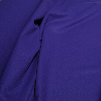 Lana Moessmer Albastru violet