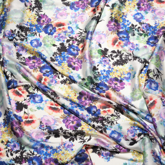 Matase imprimata digital cu motiv floral multicolor