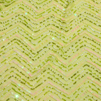 Paiete cusute pe voal de matase zig zag Verde lime