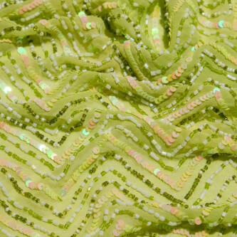 Paiete cusute pe voal de matase zig zag Verde lime